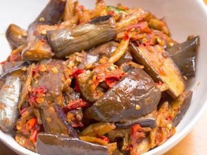 Resep Oseng Terong dan Teri, Lauk Sederhana yang Nikmat Rasanya