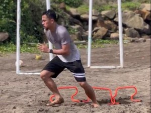 Libur Nataru Pemain Persebaya: Reva Latihan di Pantai, Wildan Bersepeda
