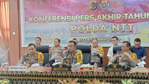 Rilis akhir tahun Polda NTT.