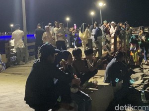 Menanti Tahun Baru 2024, 120 Ribu Pengunjung Padati Ancol Malam Ini