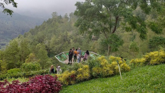 Taman Langit Gunung Banyak