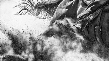 The Last Turn karya Laurie Thomson terpilih sebagai juara kategori Event. Foto: Laurie Thomson/2023 reFocus Awards Black and White Photo Contest