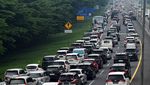 Penampakan Arus Balik Libur Tahun Baru di Jalur Puncak