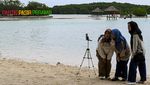 Asyiknya Menikmati Libur Tahun Baru di Pantai Pasir Perawan