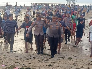 4 Bocah Terseret Ombak Pantai Lakey, 1 Orang Meninggal