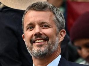 Frederik Resmi Dinobatkan jadi Raja Baru Denmark