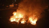Kebakaran melanda permukiman di Wajima, Prefektur Ishikawa, usai gempa berkekuatan magnitudo 7,5.