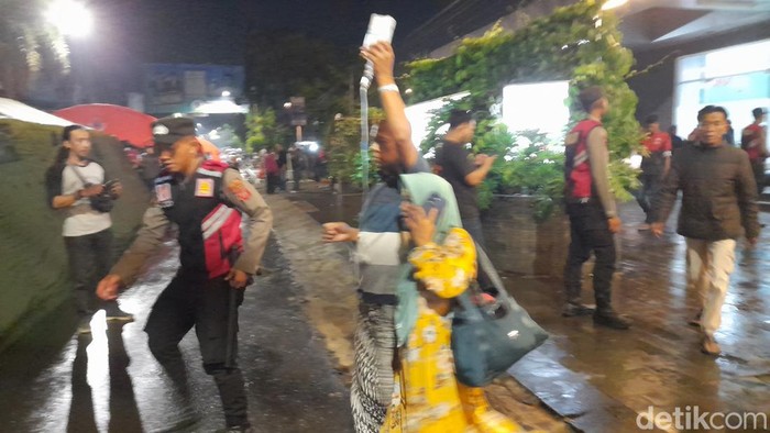 Gempa Kembali Guncang Sumedang, Warga di RSUD Sumedang Berhamburan ke Luar Ruangan