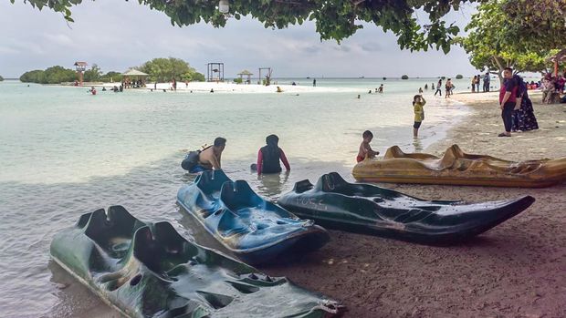 Jasa Sewa Kano di Pulau Pari
