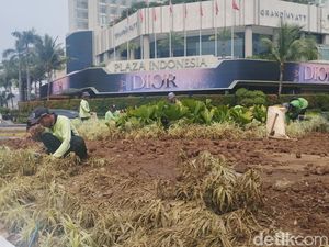 Yang Tersisa dari Malam Tahun Baru di Jakarta