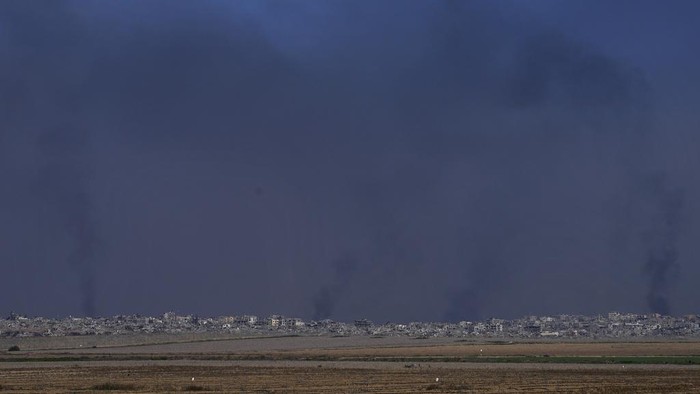 Jumlah korban tewas di Gaza akibat perang Hamas dan Israel terus bertambah. Terbaru, jumlah korban tewas mencapai 21.822 orang.