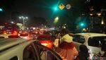 Potret Kemeriahan Malam Pergantian Tahun di Kota Surabaya