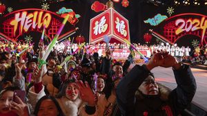 Momen Hitung Mundur Pergantian Tahun 2024 di China