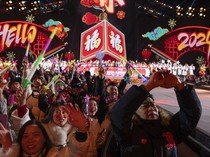 Momen Hitung Mundur Pergantian Tahun 2024 di China