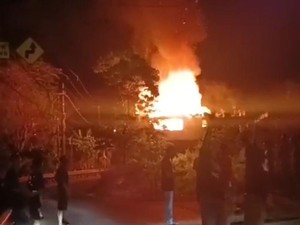 Gara-gara Bule Asyik Main Kembang Api, Vila di Bali Kebakaran Hebat