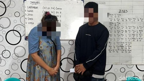 Polisi menangkap seorang pria dan wanita yang diduga hendak mengedarkan narkoba di Pantai Lakey, Dompu.