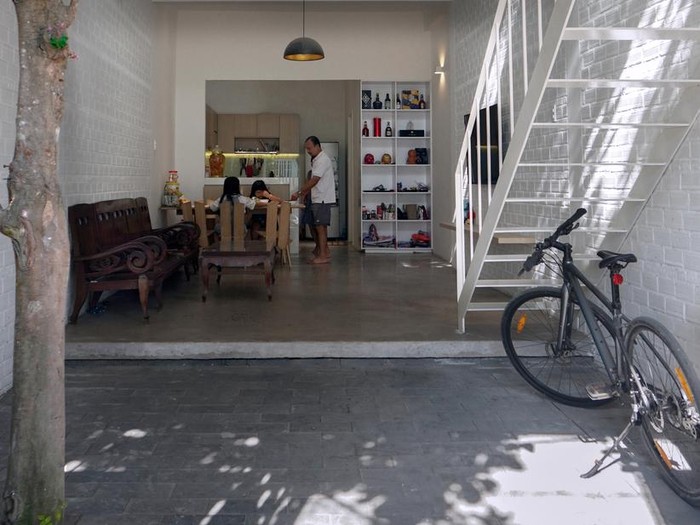 rumah tanpa dinding penutup di Vietnam/via Dezeen