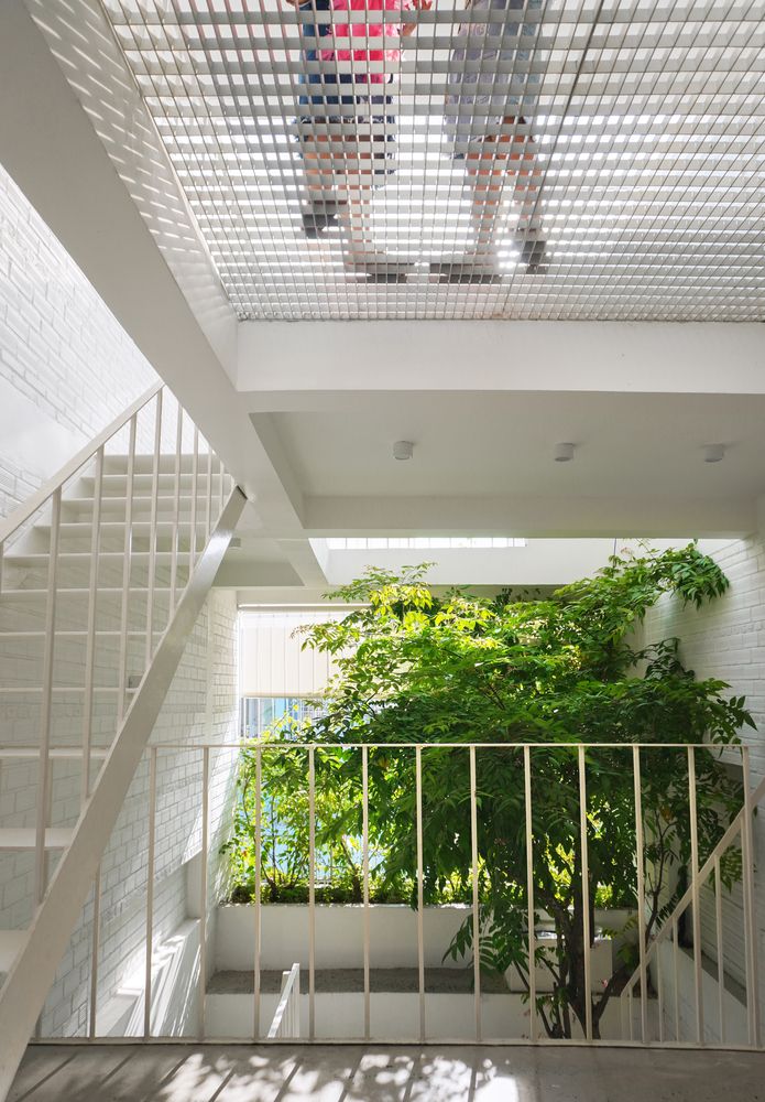 rumah tanpa dinding penutup di Vietnam/via Dezeen