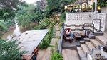 Foto: Kafe Instagramble di Tepi Sungai Ciliwung