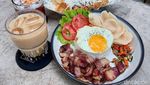 Foto: Kafe Instagramble di Tepi Sungai Ciliwung