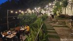 Foto: Kafe Instagramble di Tepi Sungai Ciliwung