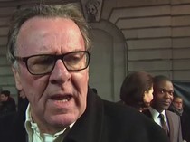 Aktor Tom Wilkinson Meninggal Dunia di Usia 75 Tahun