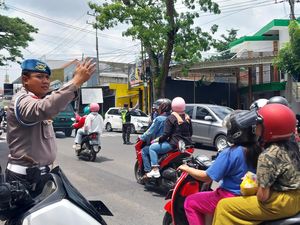 Sempat Terjadi Antrean Kendaraan, Jalur Keluar Kota Batu Kembali Lancar