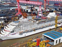 Penampakan Kapal Pesiar Raksasa Pertama Made In China