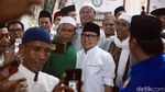 Momen Cak Imin Ziarah ke Makam Habib Husein Luar Batang