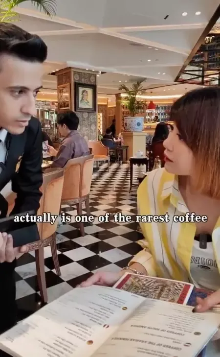 Food Vlogger Ini Beli Kopi Seharga Rp 4 Juta dan Bilang Rasanya Biasa Saja