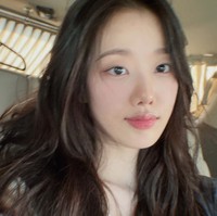 Agensi Lee Naeun dengan tegas membantah rumor pacaran artisnya dengan Lee Kang In. Dikatakan keduanya memang memiliki hubungan dekat, namun sebatas teman. “Kami sudah memastikan keduanya saling mengenal, namun Naeun mengatakan itu tidak lebih dari sekadar pertemanan,” demikian pernyataan Namoo Actors. Foto: dok. Instagram @betterlee_0824