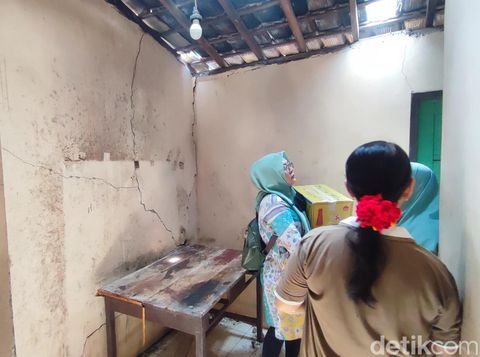 Lokasi tanah longsor di Kelurahan Lempongsari, Gajahmungkur, Kota Semarang, Selasa (2/1/2024).