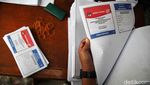Melihat Pelipatan Surat Suara di KPU Jakarta Utara