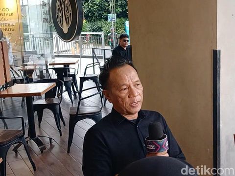 Ndhank Surahman Hartono