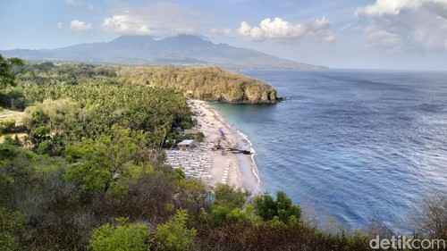 Pantai Virgin, Karangasem, Bali. (Anastasya Evlynda Berek/detikBali)
