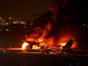 Semua Penumpang Japan Airlines yang Terbakar Selamat, Netizen: Ajaib