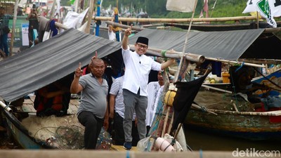 Potret Cak Imin Sambangi Permukiman Nelayan di Jakut