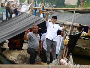 Potret Cak Imin Sambangi Permukiman Nelayan di Jakut