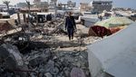 Pilu Pria Palestina Kehilangan Seluruh Keluarganya Akibat Serangan Israel