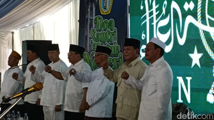 prabowo sambangi ponpes genggong probolinggo