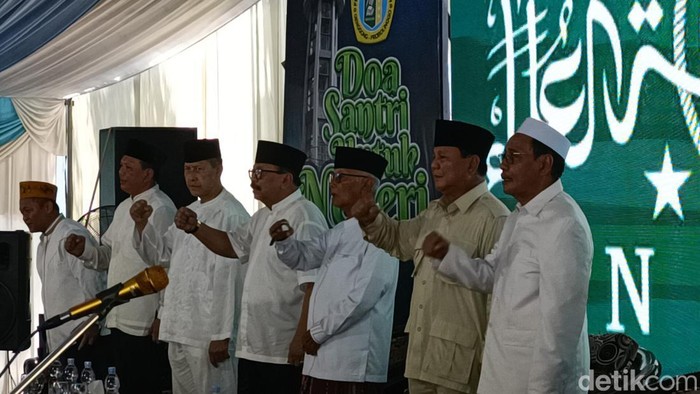 prabowo sambangi ponpes genggong probolinggo