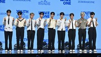 ZEROBASEONE resmi debut dengan sembilan member yakni Kim Jiwoong, Zhang Hao, Sung Hanbin, Seok Matthew, Kim Taerae, Ricky, Kim Gyuvin, Park Gunwook, dan Han Yujin. (Foto: AFP/JUNG YEON-JE)