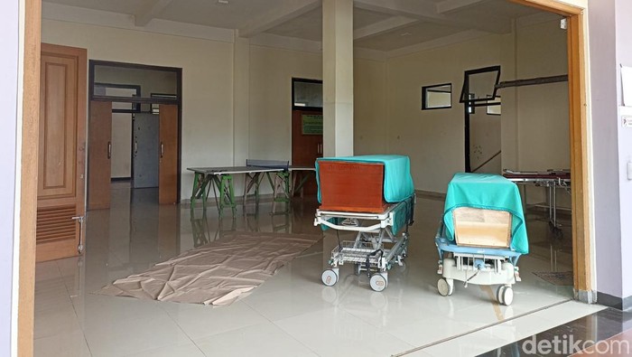 Spesialis Foreksi RS Bhayangkara Kediri, dr Tutik Purwanti