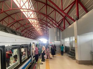 Targetkan 20 Ribu Penumpang LRT, Kemenhub Tambah 10 Feeder di Palembang