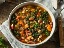 8 Makanan Rahasia Panjang Umur Orang Sardinia yang Berusia 100 Tahun!