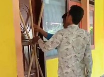 3 Bulan Tak Terima Gaji, Guru-Staf SMPN di Bima Segel Ruang Kepsek