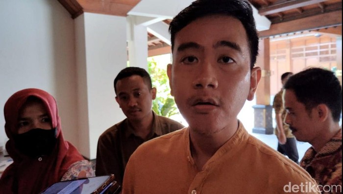 Wali Kota Solo Gibran Rakabuming Raka di Balai Kota Solo, Selasa (2/1/2024).