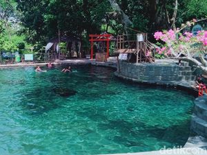 Puluhan Ribu Wisatawan Doyan Berendam di Klaten saat Nataru