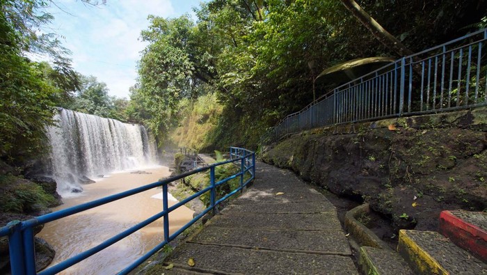 Air Terjun Temam di Lubuklinggau