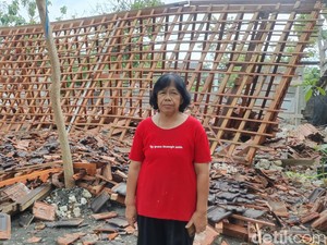 Angin Kencang di Wonosari Robohkan Rumahnya, Pemilik: Pondasi Belum Nyokot